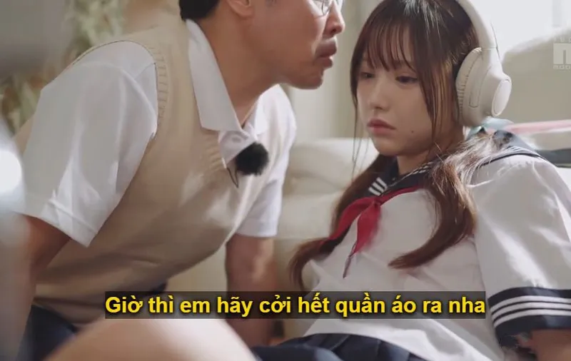 Gã nhà kề bên giả làm thầy giáo thôi miên em học sinh nữ để giở trò đồi bại